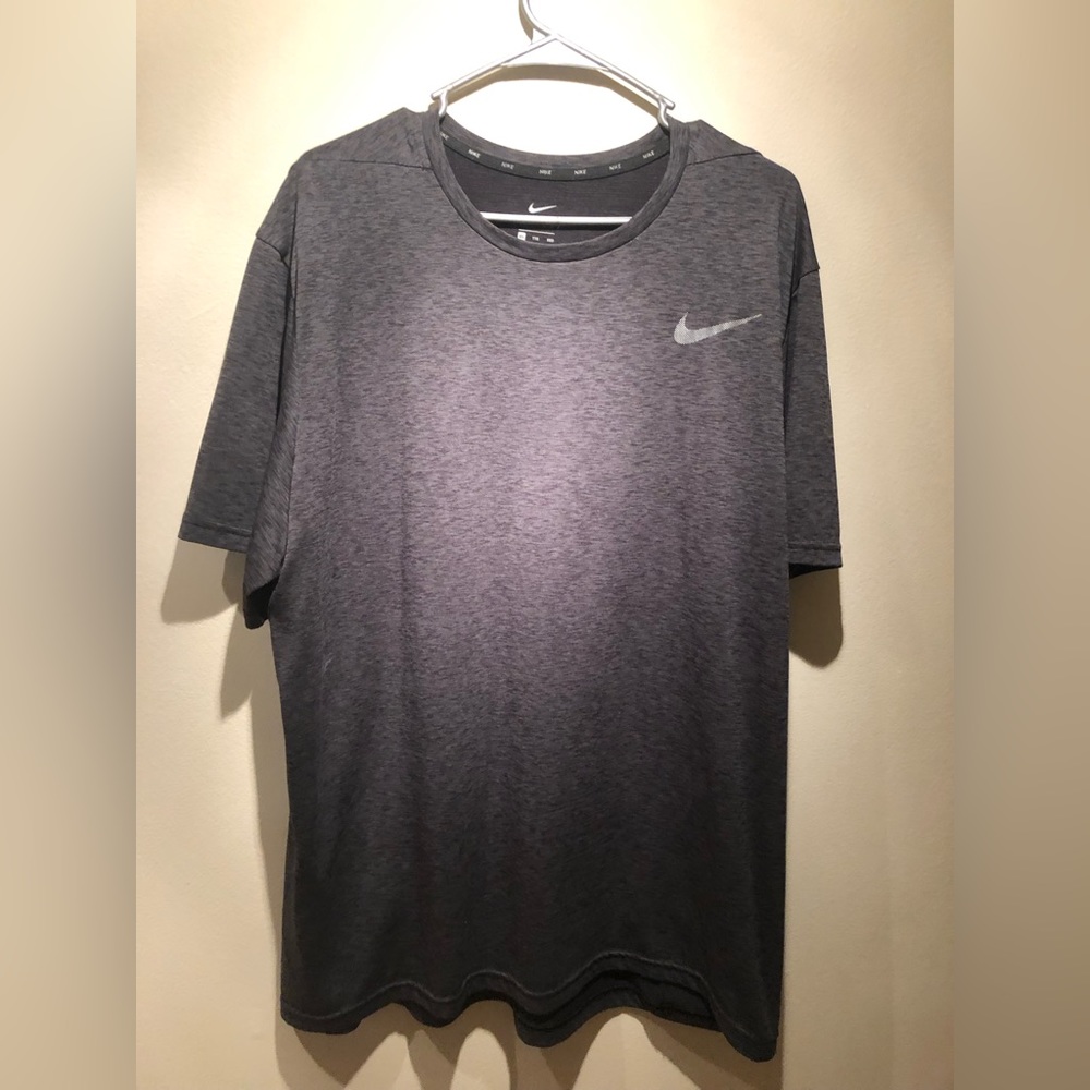 Nike men’s dri-fit t-shirt